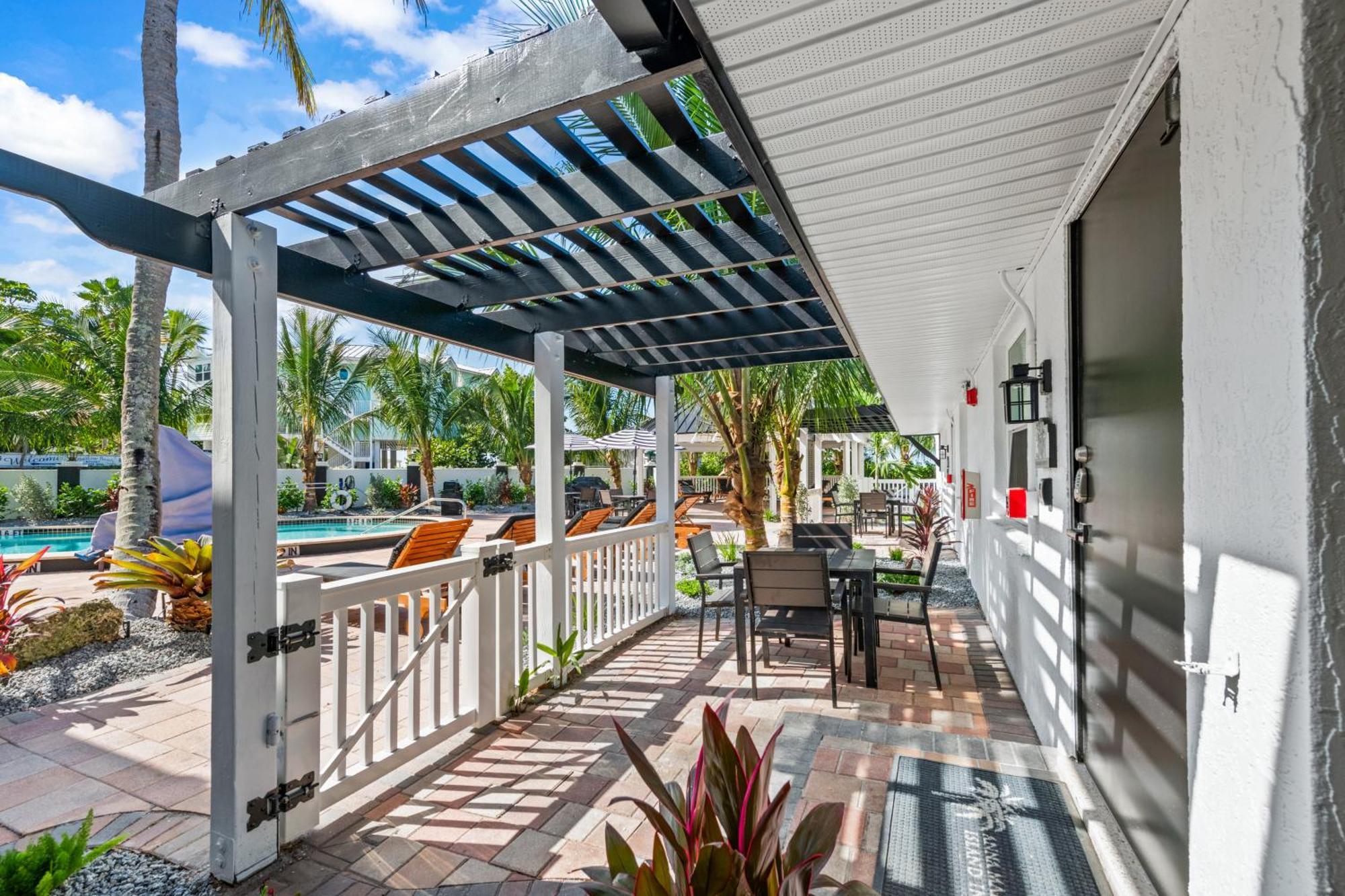 Tropic Isle At Anna Maria Island Inn Bradenton Beach Dış mekan fotoğraf