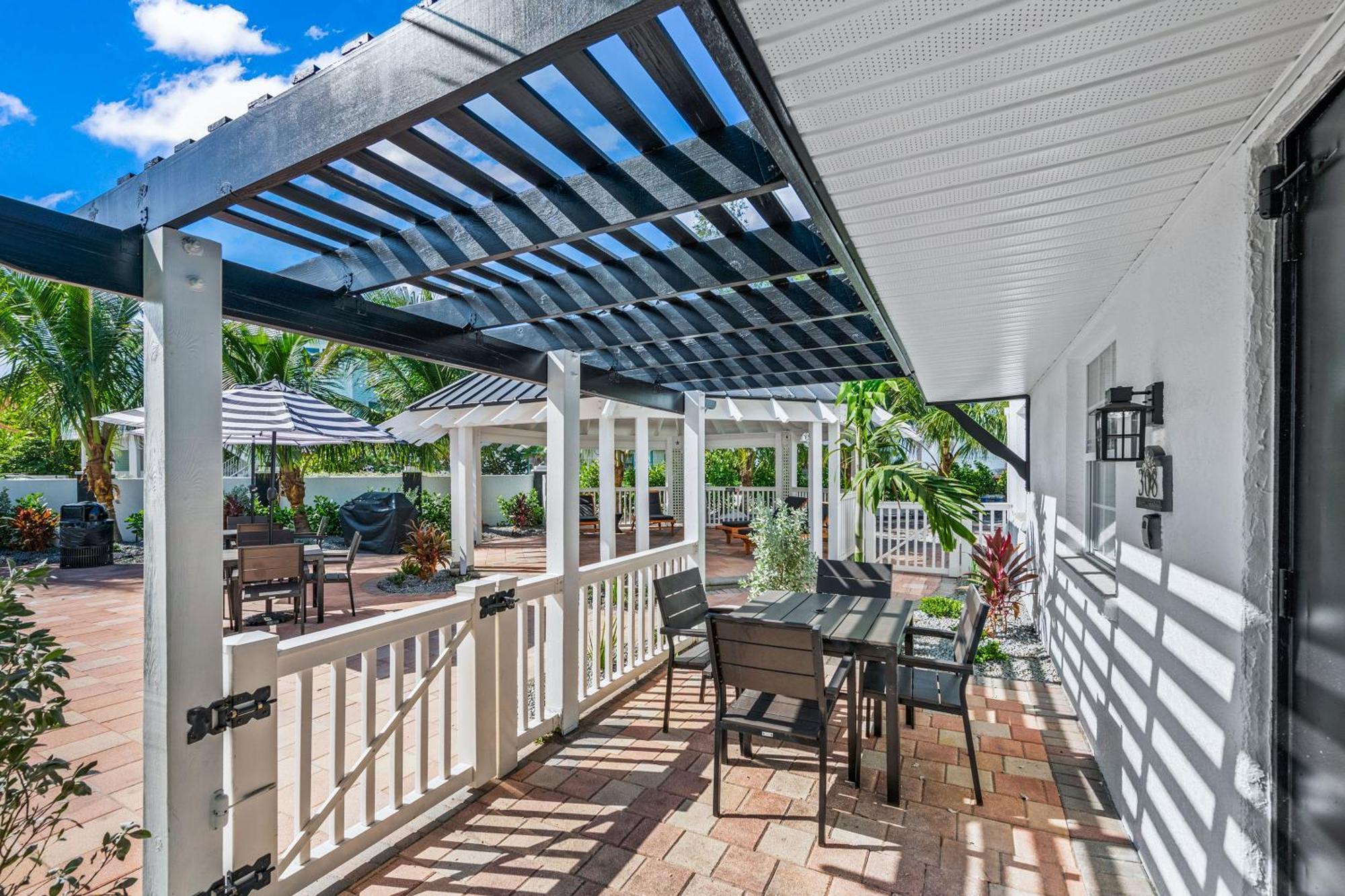 Tropic Isle At Anna Maria Island Inn Bradenton Beach Dış mekan fotoğraf